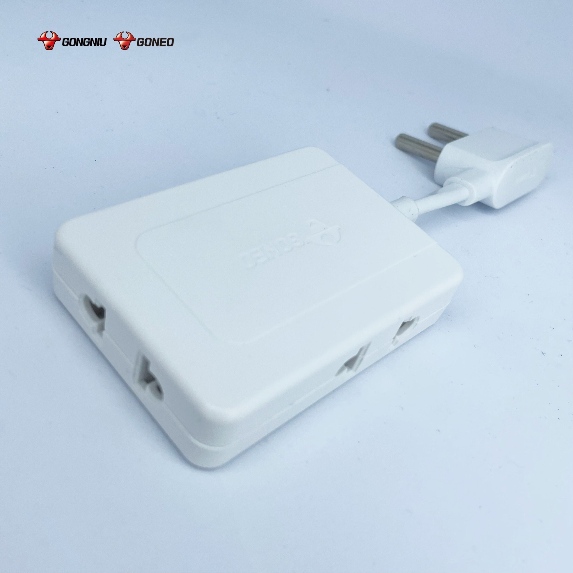 Ổ Chia Điện GONEO Z030R - Chia 3 Đa Năng Siêu Gọn - Tiện Lợi - Chính Hãng