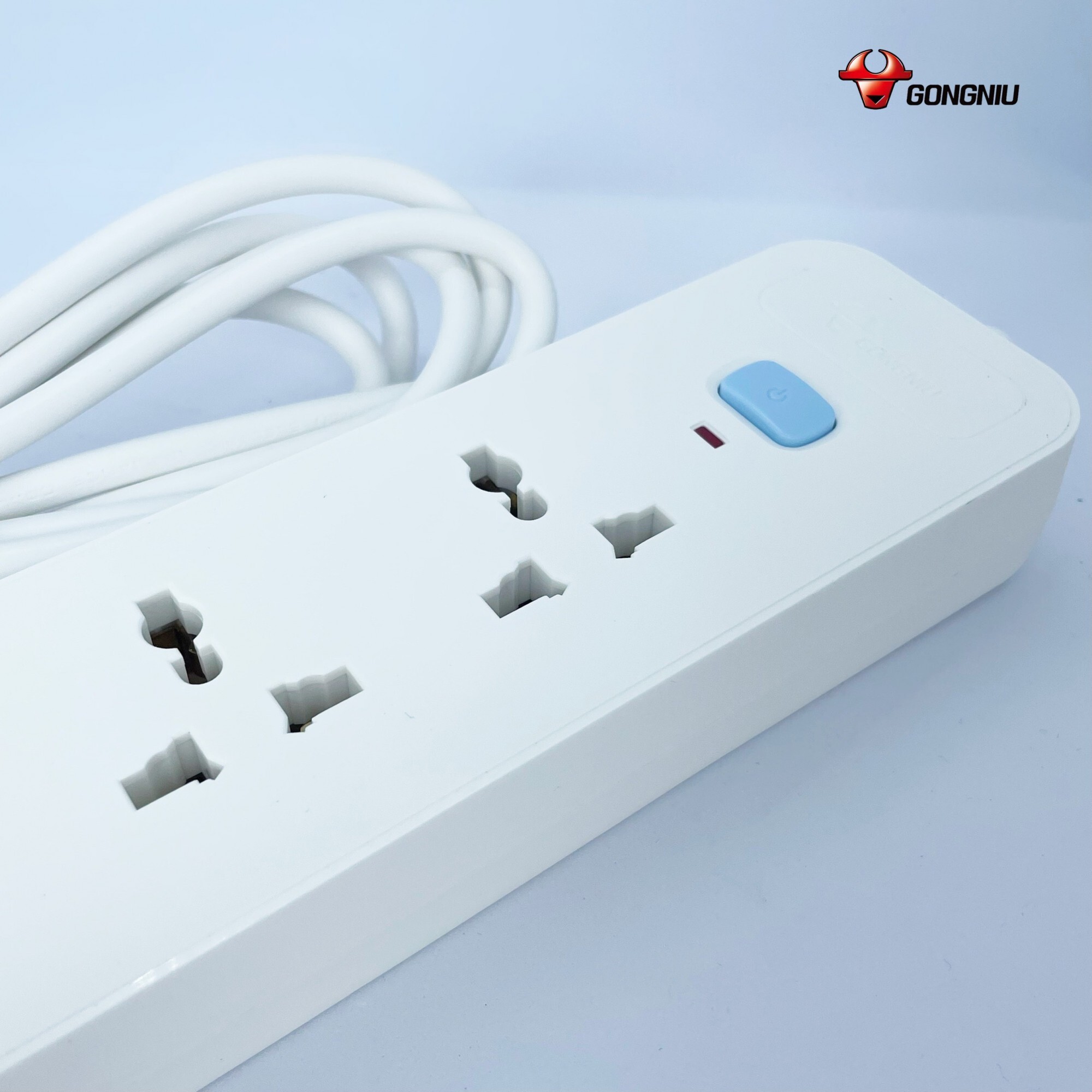Ổ Cắm Điện Chống Cháy GONEO 5 Ổ Đa Năng 1 Công Tắc - N1050