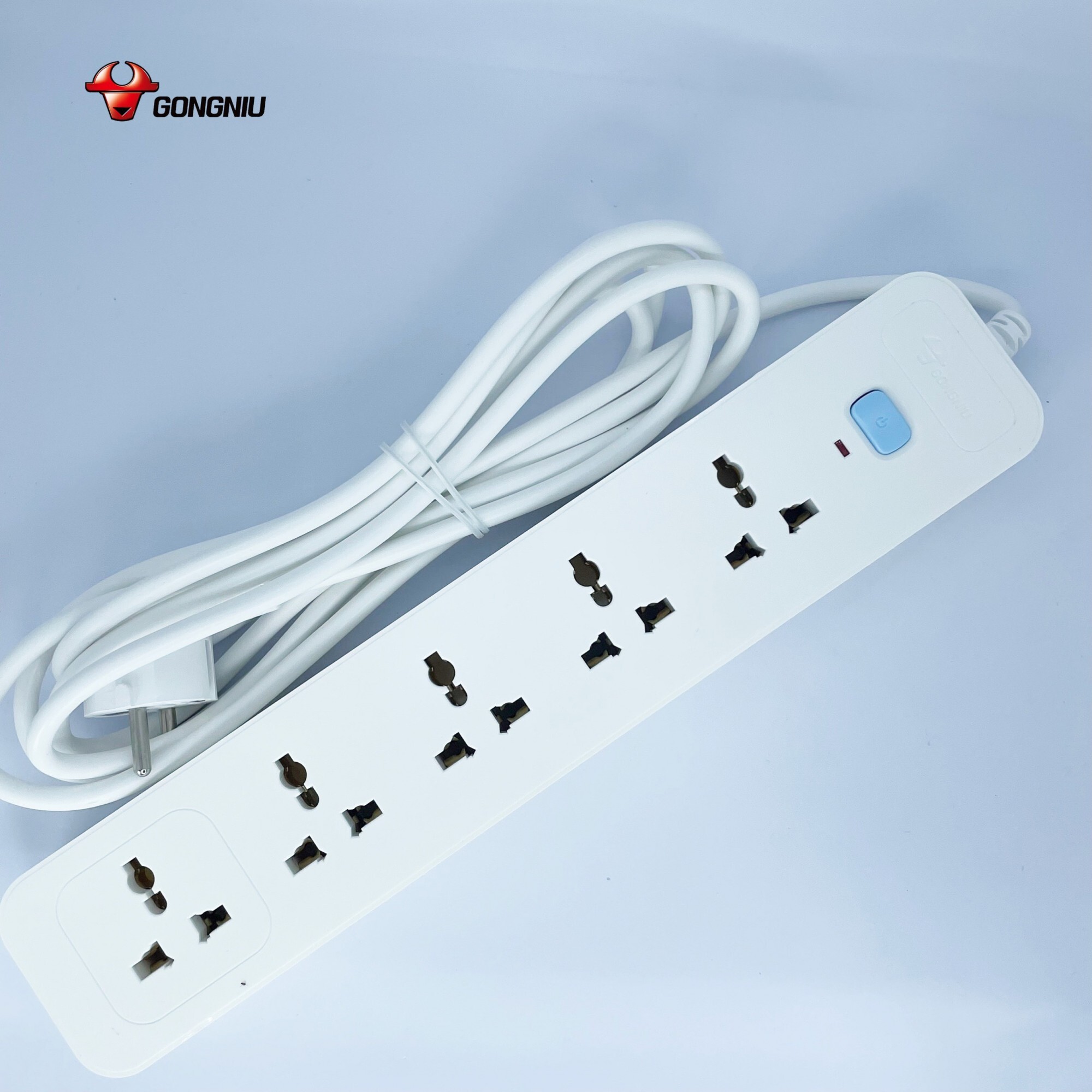 Ổ Cắm Điện Chống Cháy GONEO 5 Ổ Đa Năng 1 Công Tắc - N1050