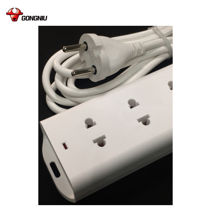 Ổ Cắm Điện Chống Cháy GONEO Đa Năng 4 Ổ 1 Công Tắc 2500W - V1040